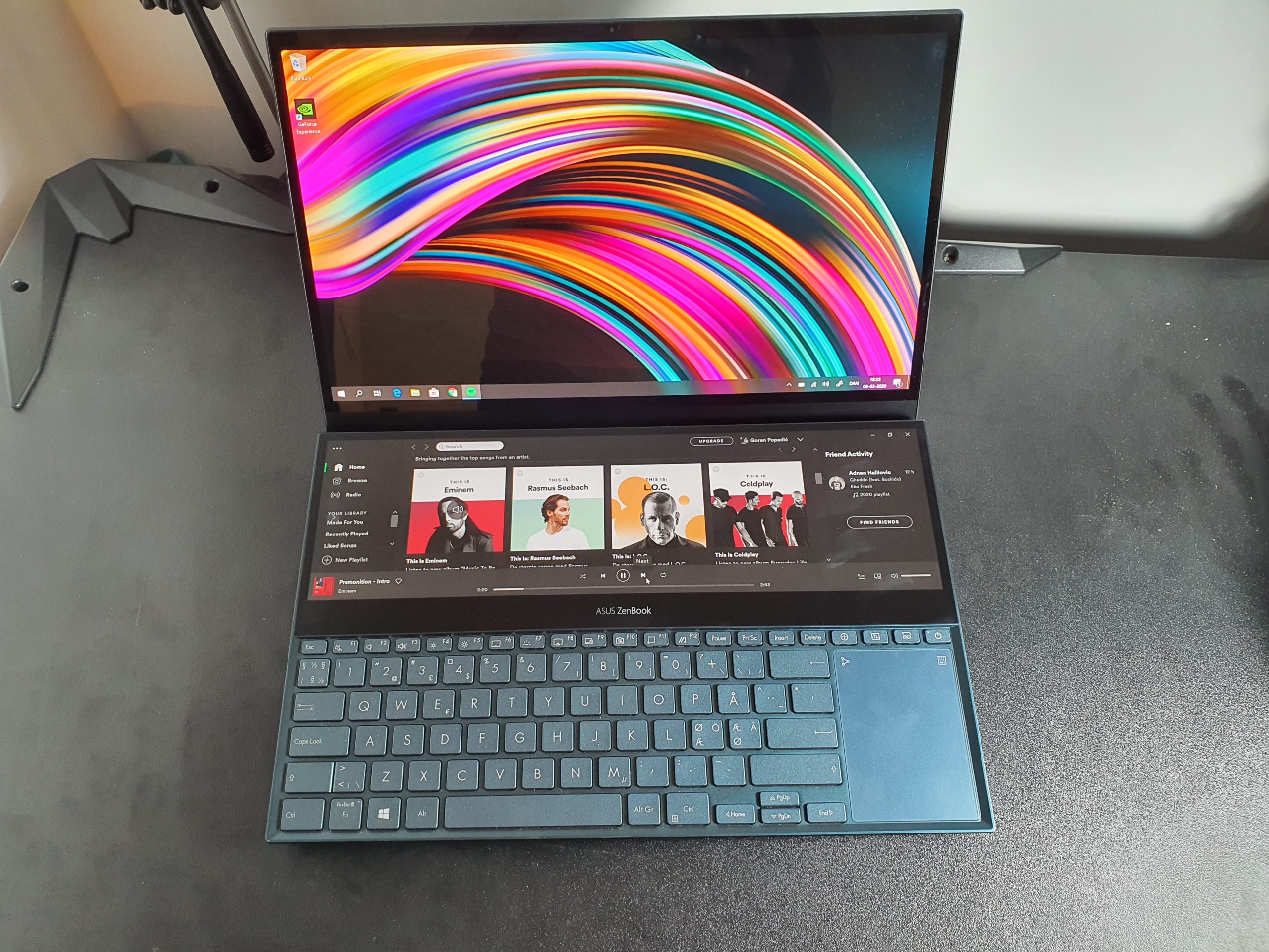 orientering Hilsen sej Test: ASUS ZenBook Pro Duo laptop | eReviews.dk
