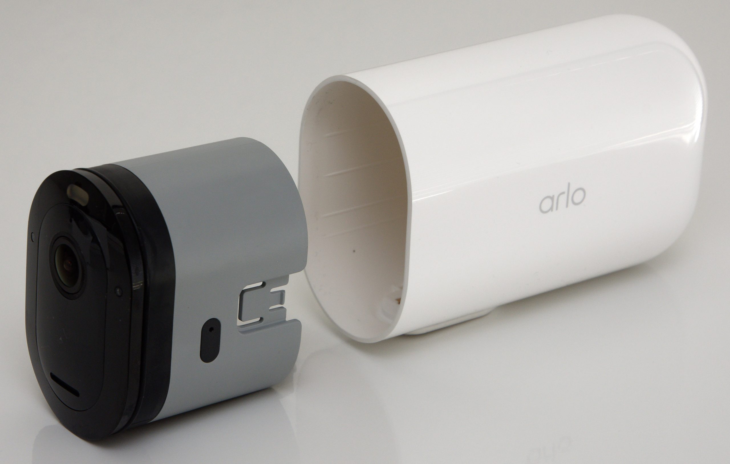 Arlo 4 XL Security Camera |
