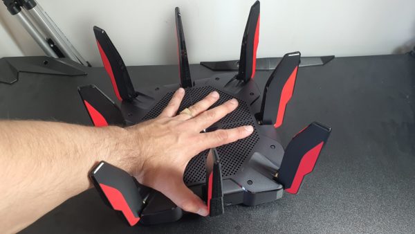 TP-Link Archer AX11000 (9) | eReviews.dk